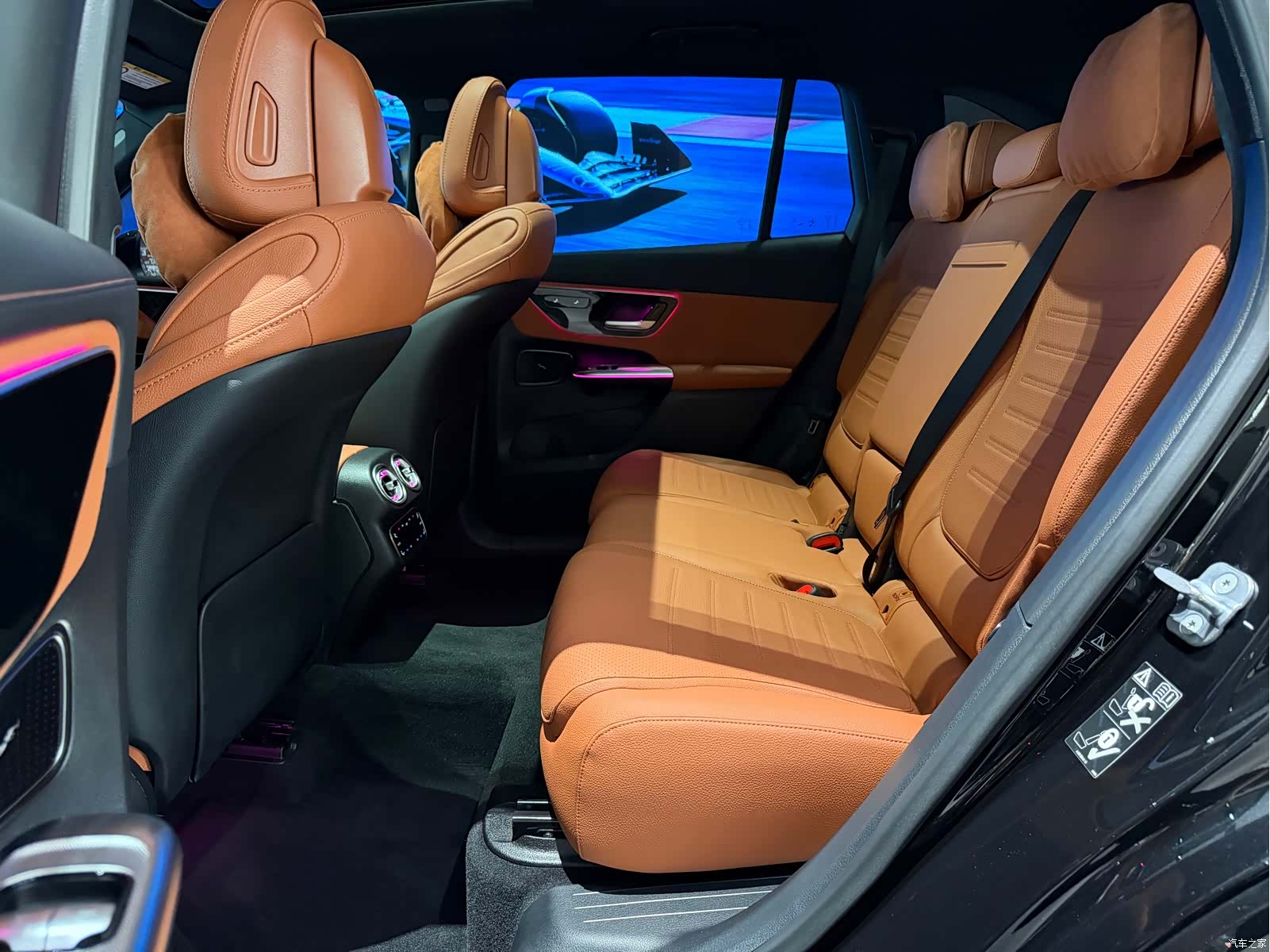 Mercedes-Benz GLC, 2024 12