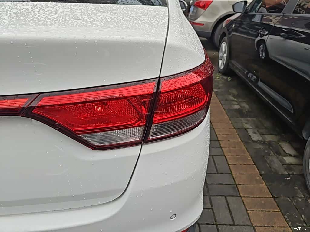 Kia K2, 2017 8