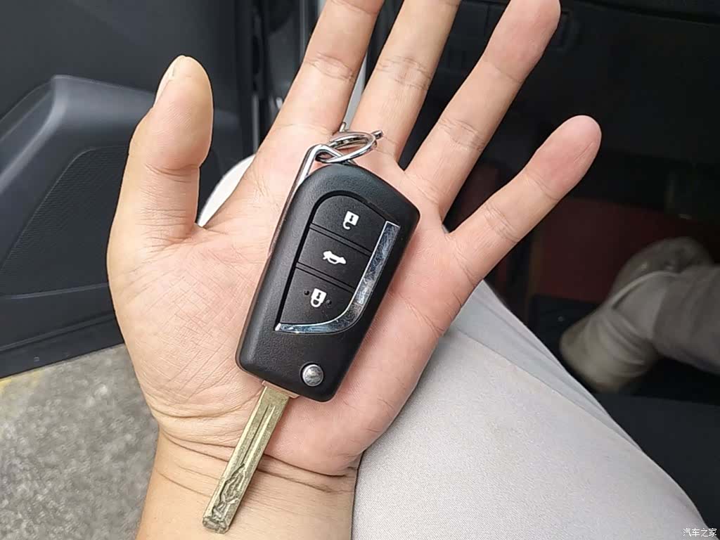 Toyota Frontlander, 2024 9