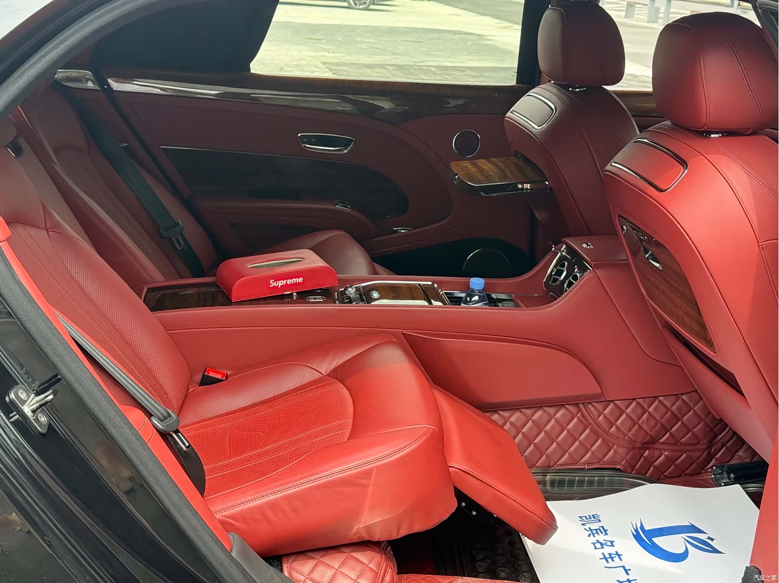 Bentley Mulsanne, 2018 15