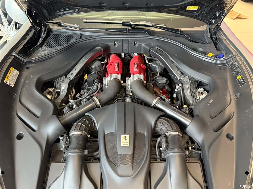 Ferrari Roma, 2021 18