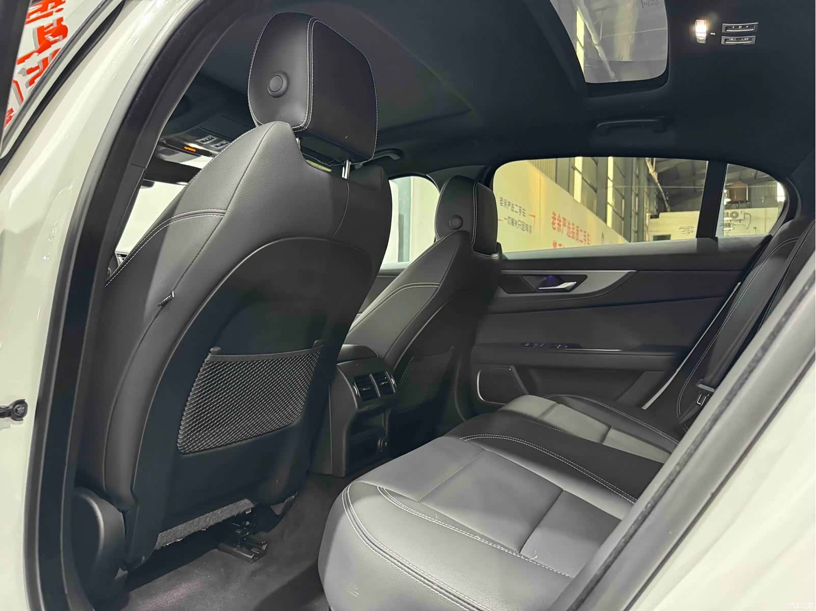 Land Rover XEL, 2021 6