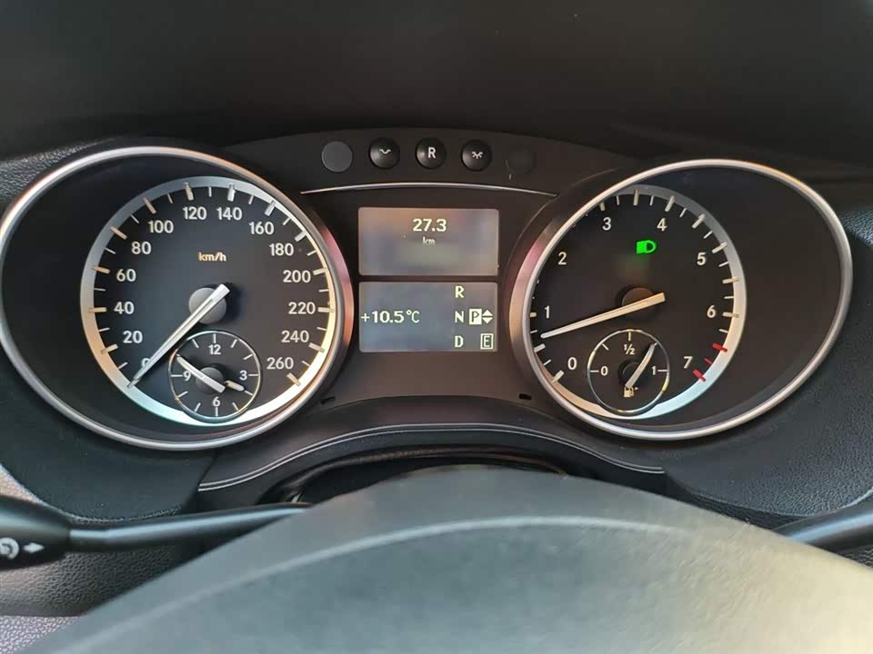 Mercedes-Benz R-class