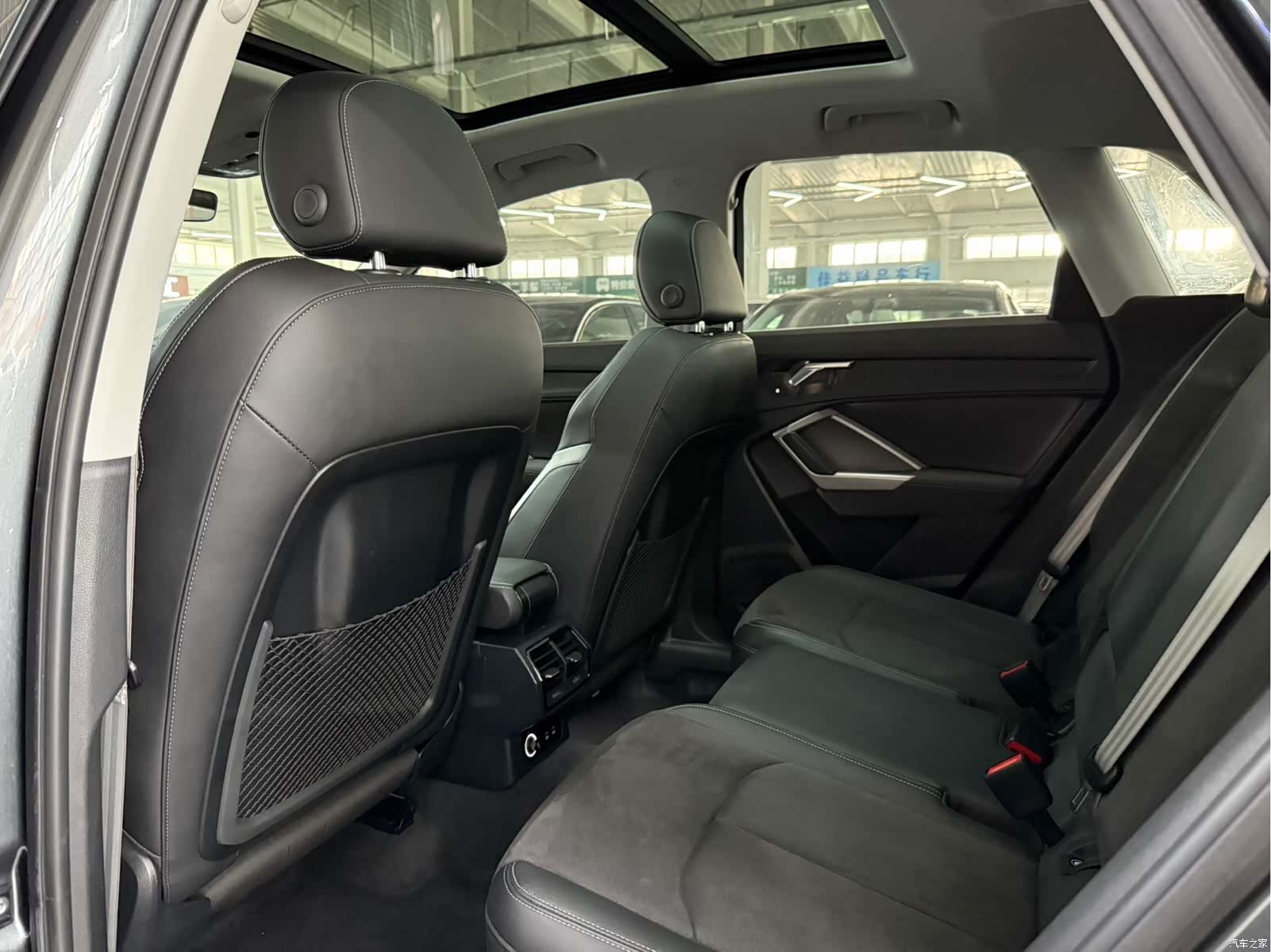 Audi Q3, 2023 6