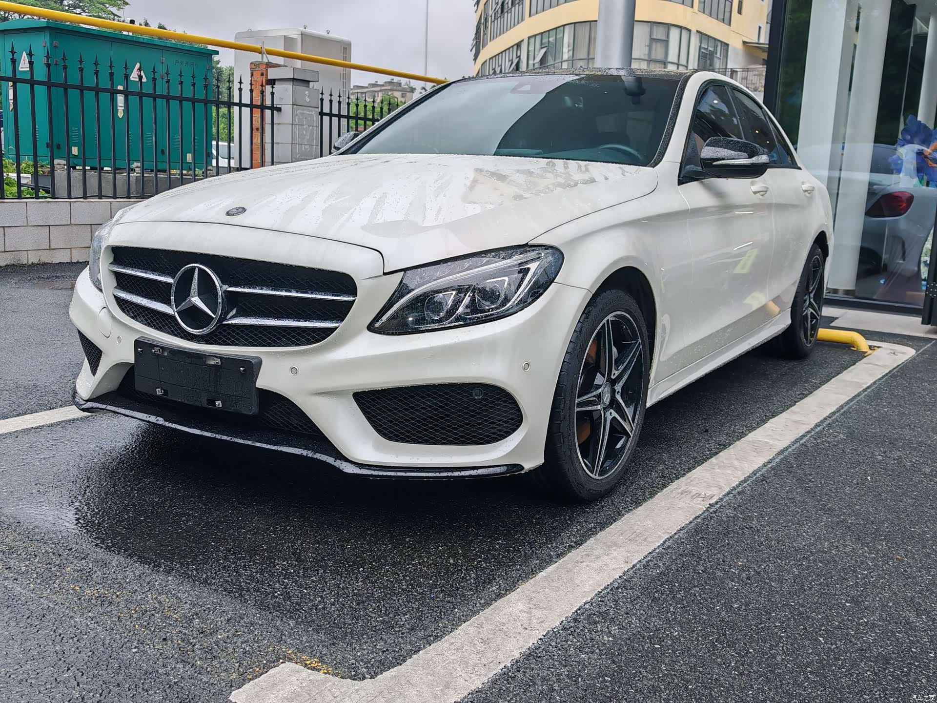 Mercedes-Benz C-Class, 2015 1