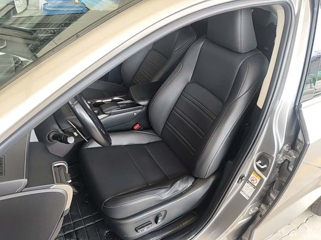 Lexus NX, 2016 15