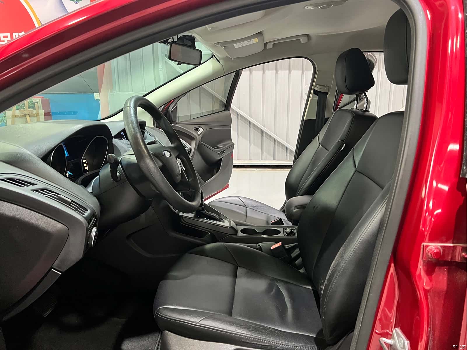 Ford Focus, 2014 4