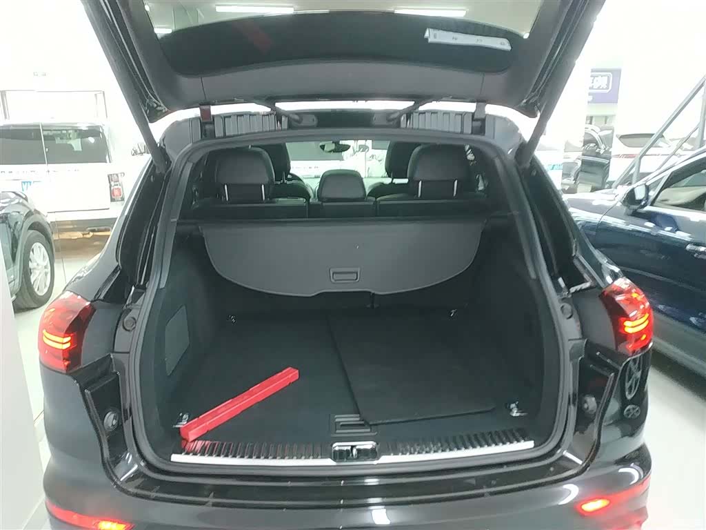 Porsche Cayenne, 2018 15