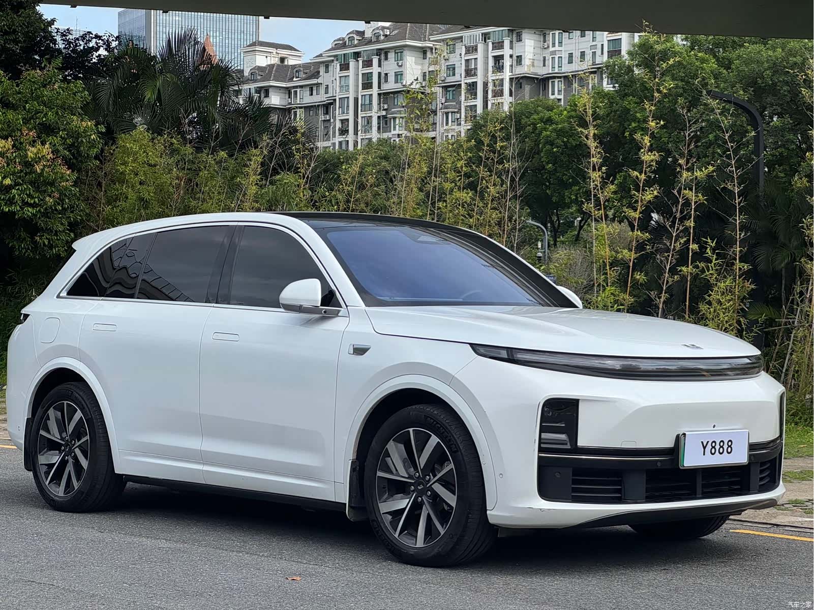 Li Auto L7, 2023 3