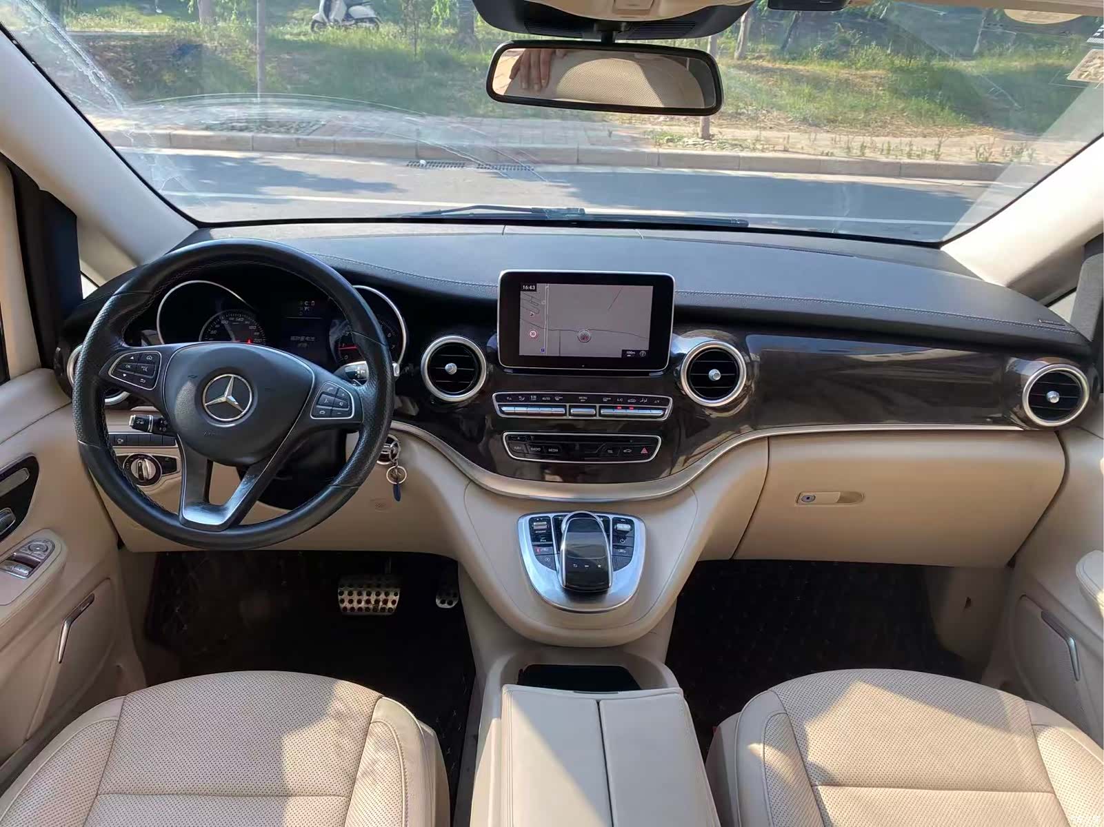 Mercedes-Benz V-Class, 2018 6