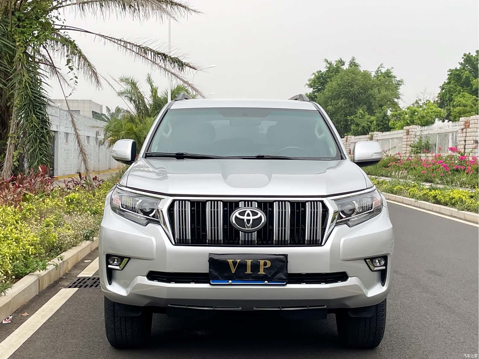Toyota Prado, 2010 3