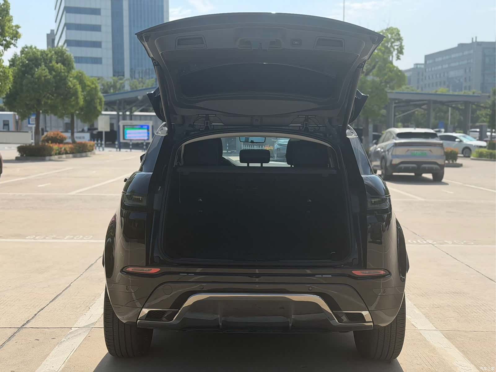 Land Rover Range Rover, 2022 14