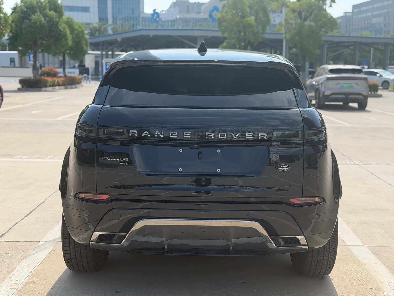 Land Rover Range Rover, 2022 16