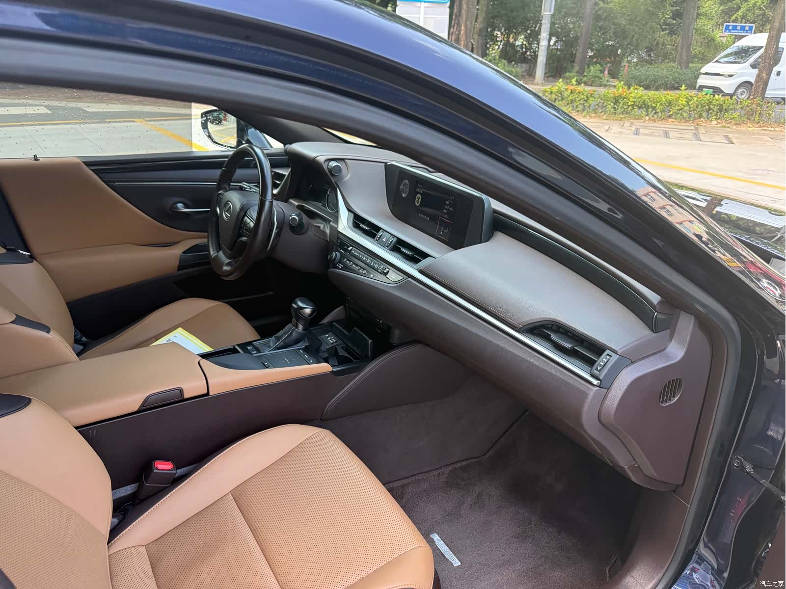 Lexus ES, 2020 17