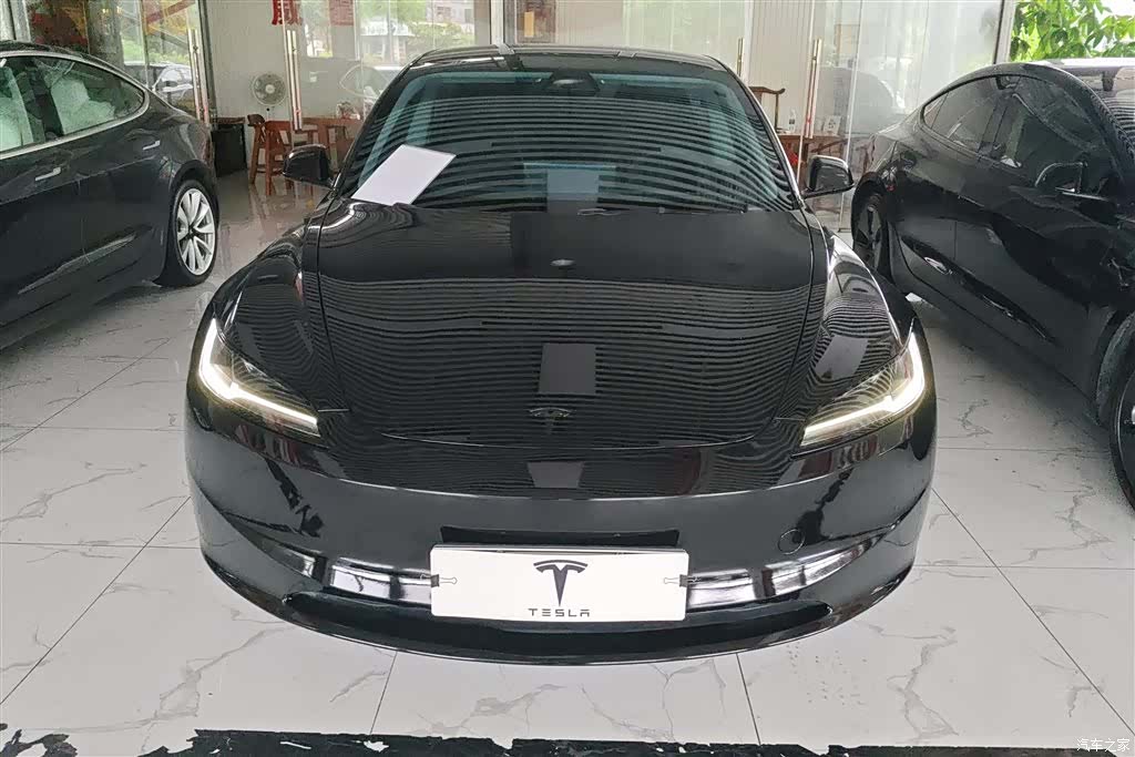 Tesla Model 3, 2024 2