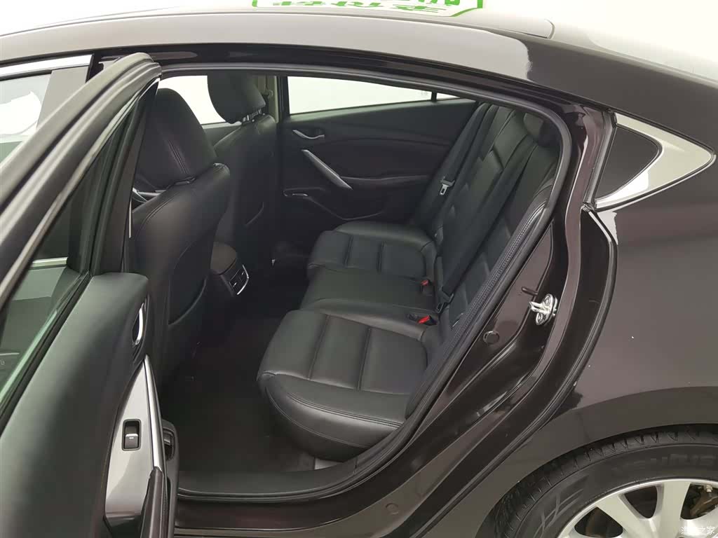 Mazda Atenza, 2018 15