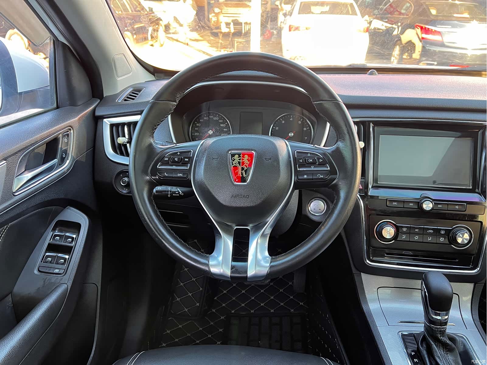 Roewe RX5, 2018 14