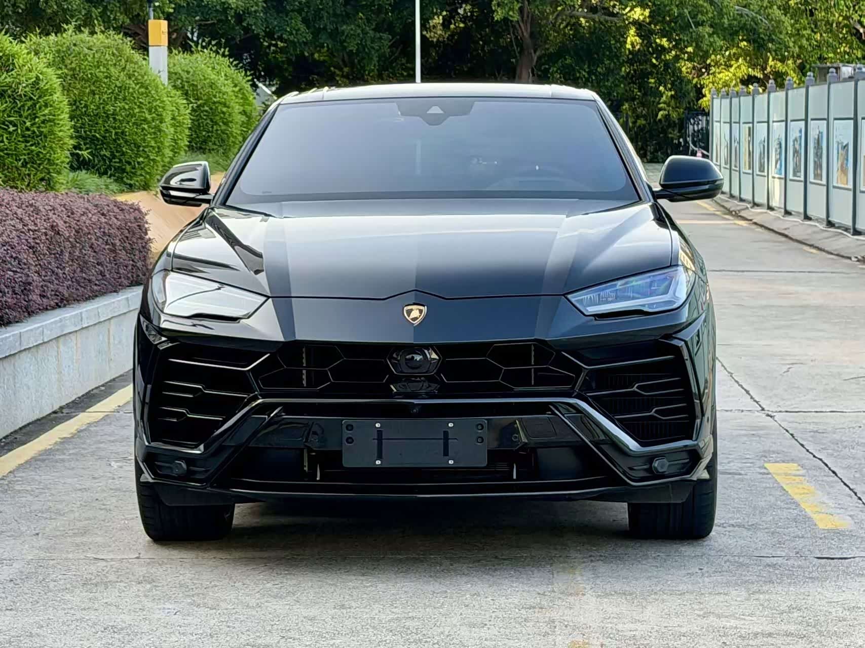 Lamborghini Urus, 2022 2