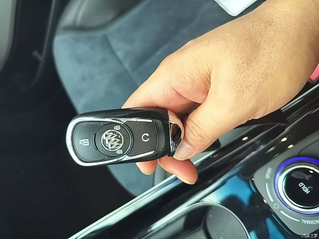 Buick Velite, 2021 9
