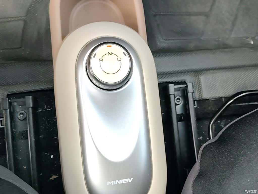 Wuling MINIEV, 2025 14