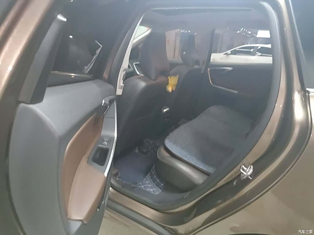 Volvo XC60, 2017 17