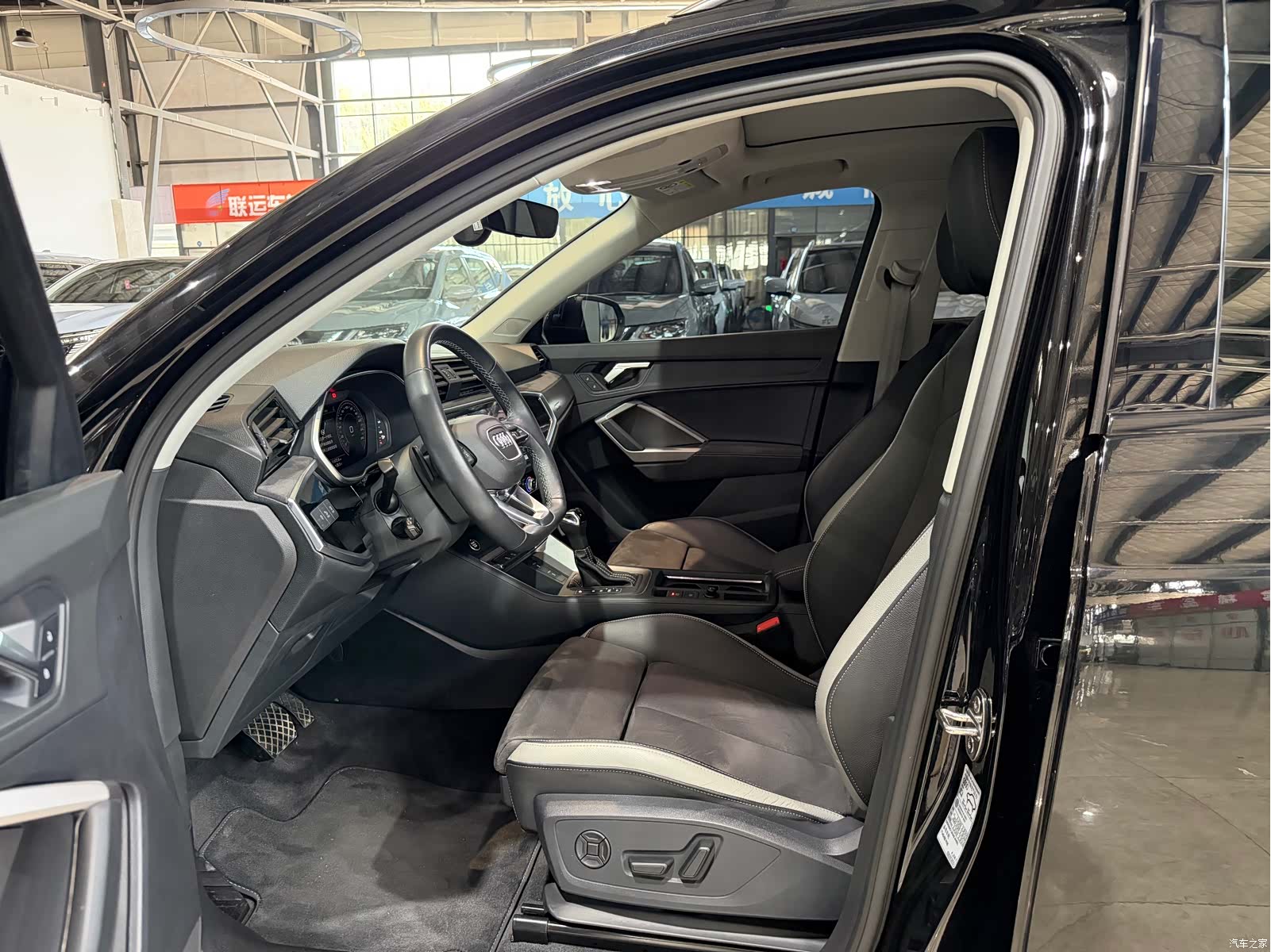 Audi Q3, 2022 7