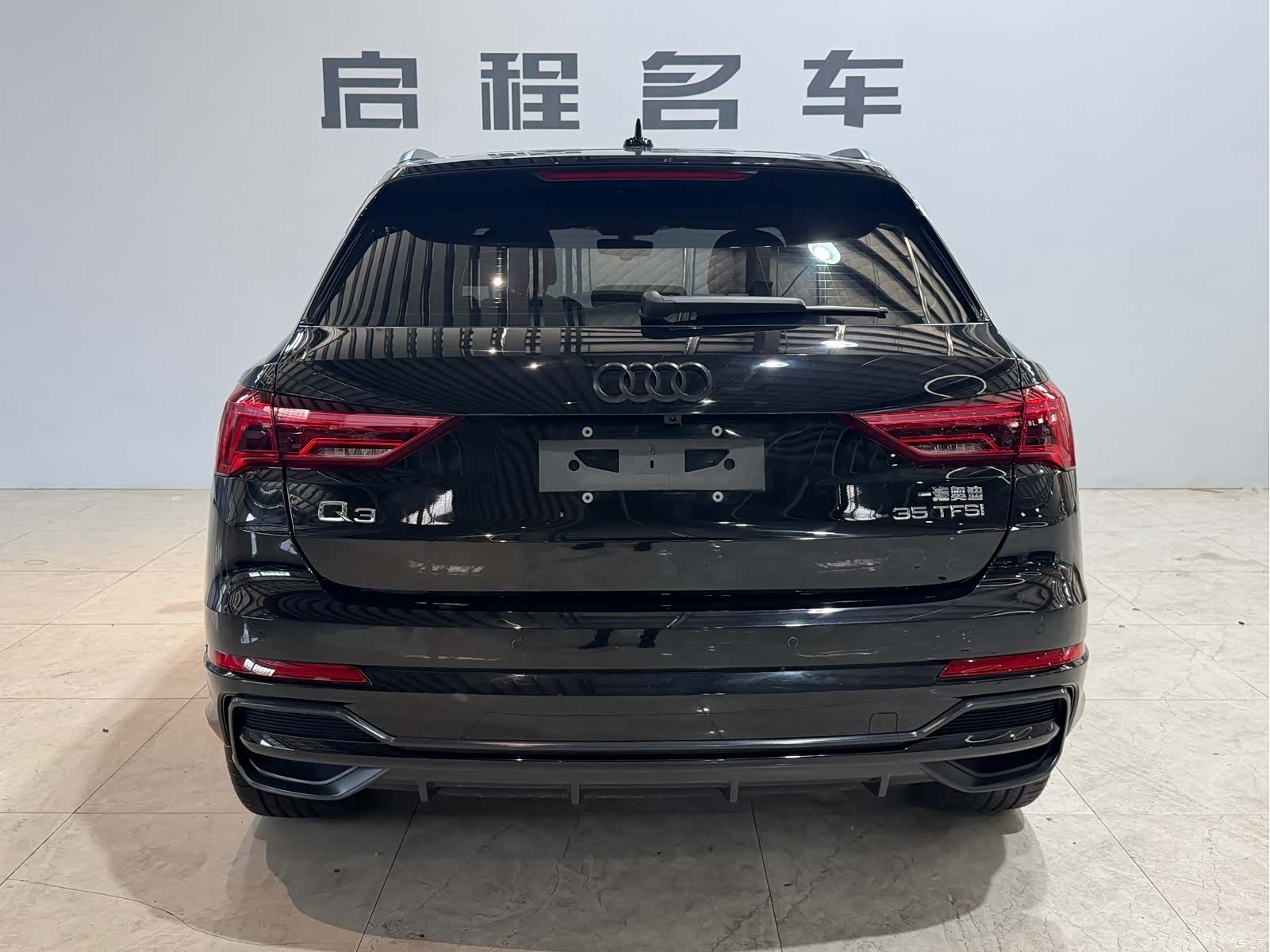 Audi Q3, 2022 все фото