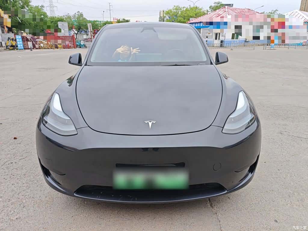 Tesla Model Y, 2024 3