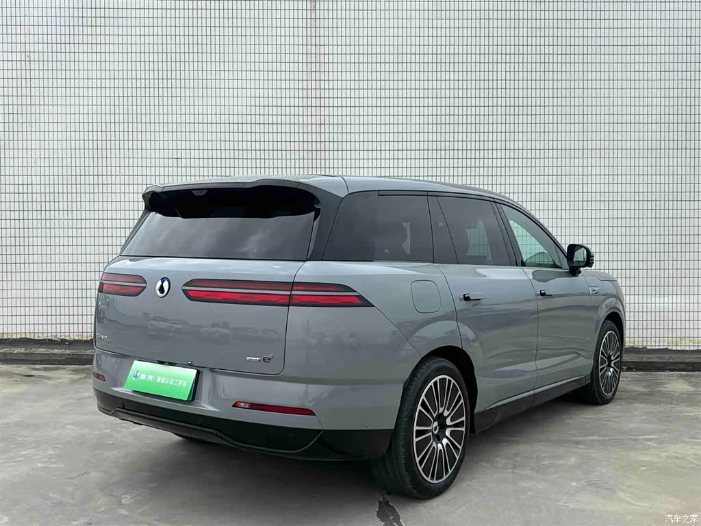 Denza N8, 2025 4