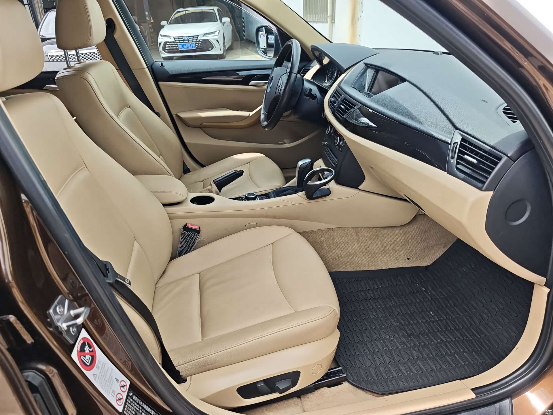 BMW X1, 2011 13