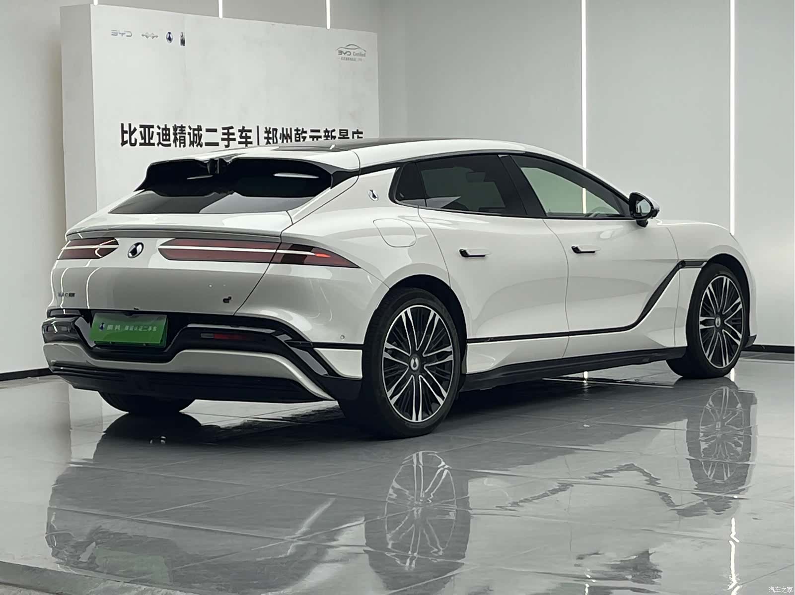 Denza Z9GT, 2024 4