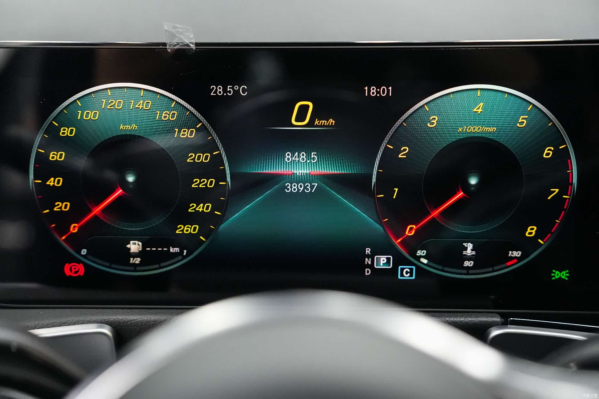 Mercedes-Benz GLB, 2022 14