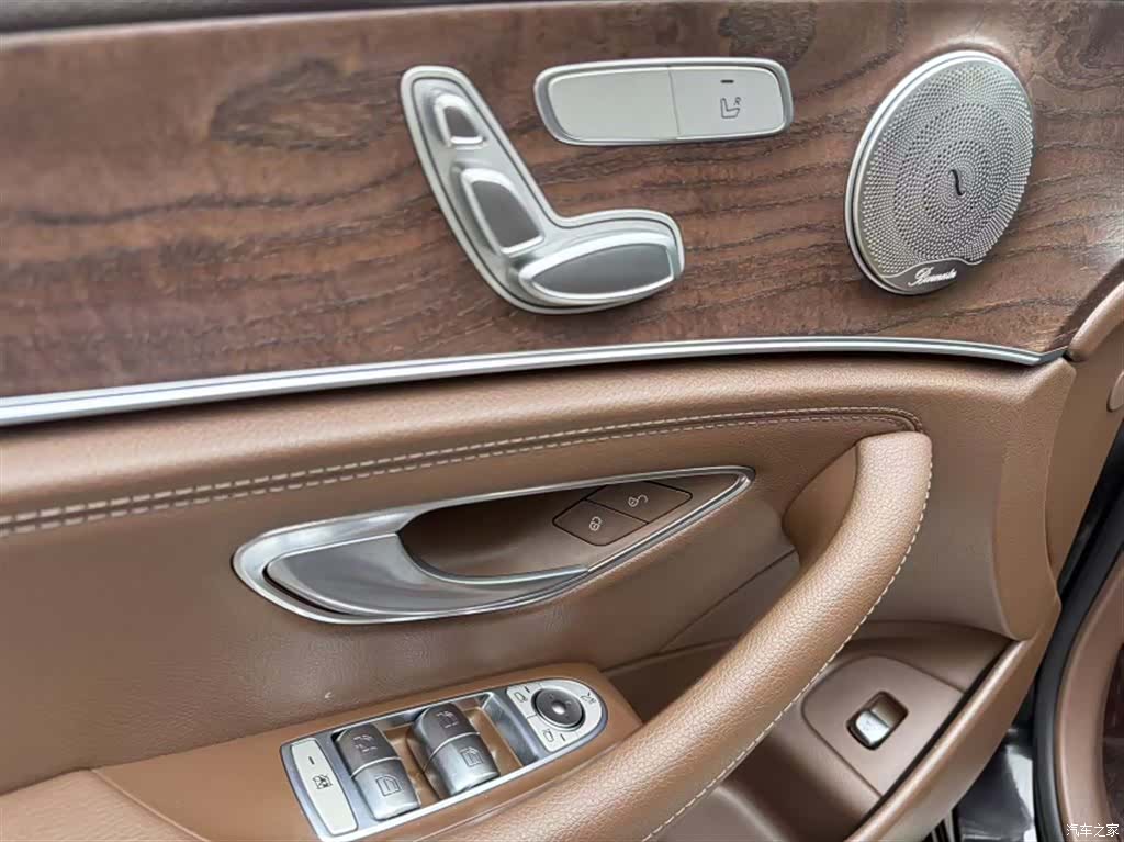 Mercedes-Benz E-Class, 2022 19