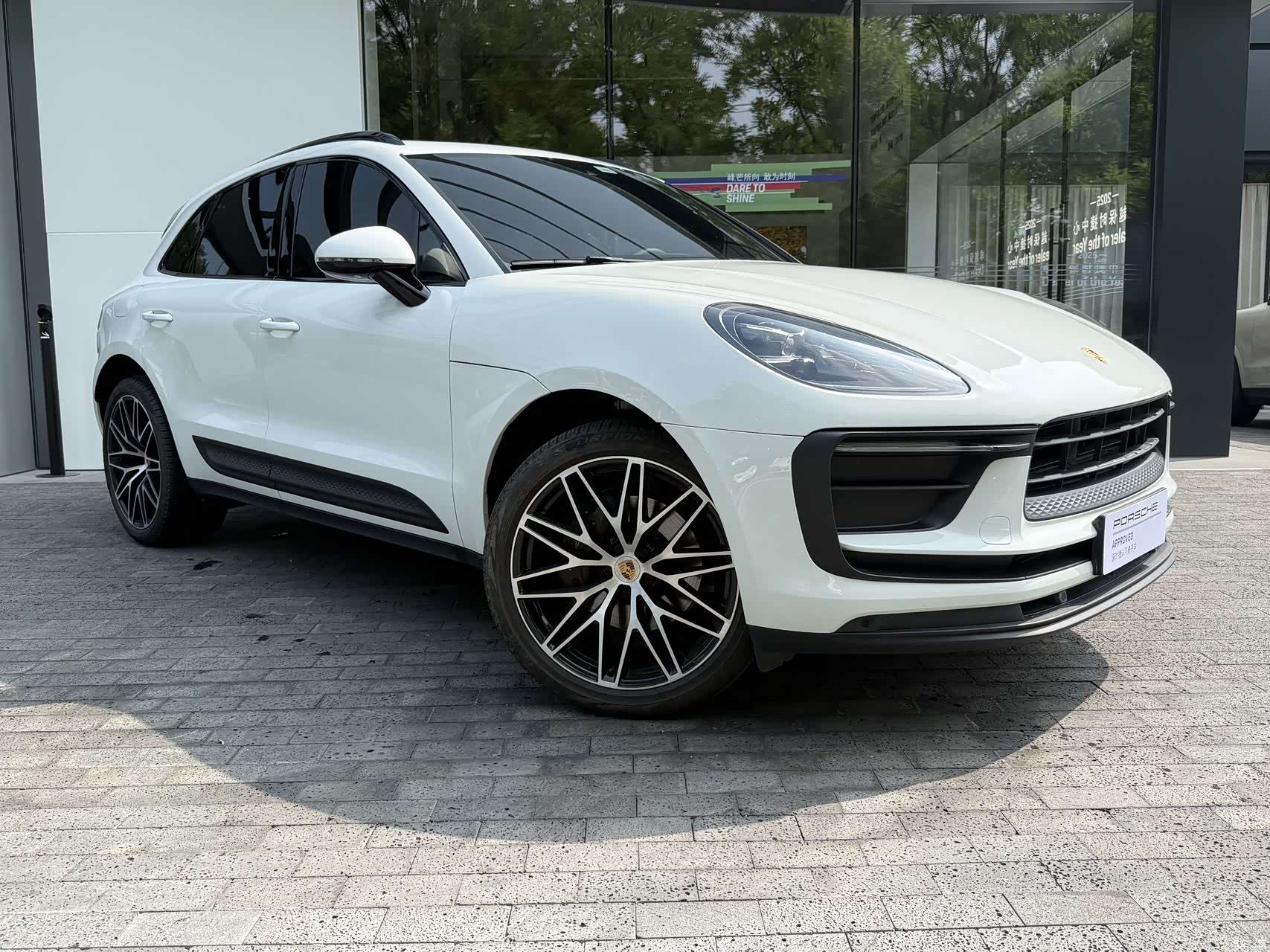 Porsche Macan, 2023 3