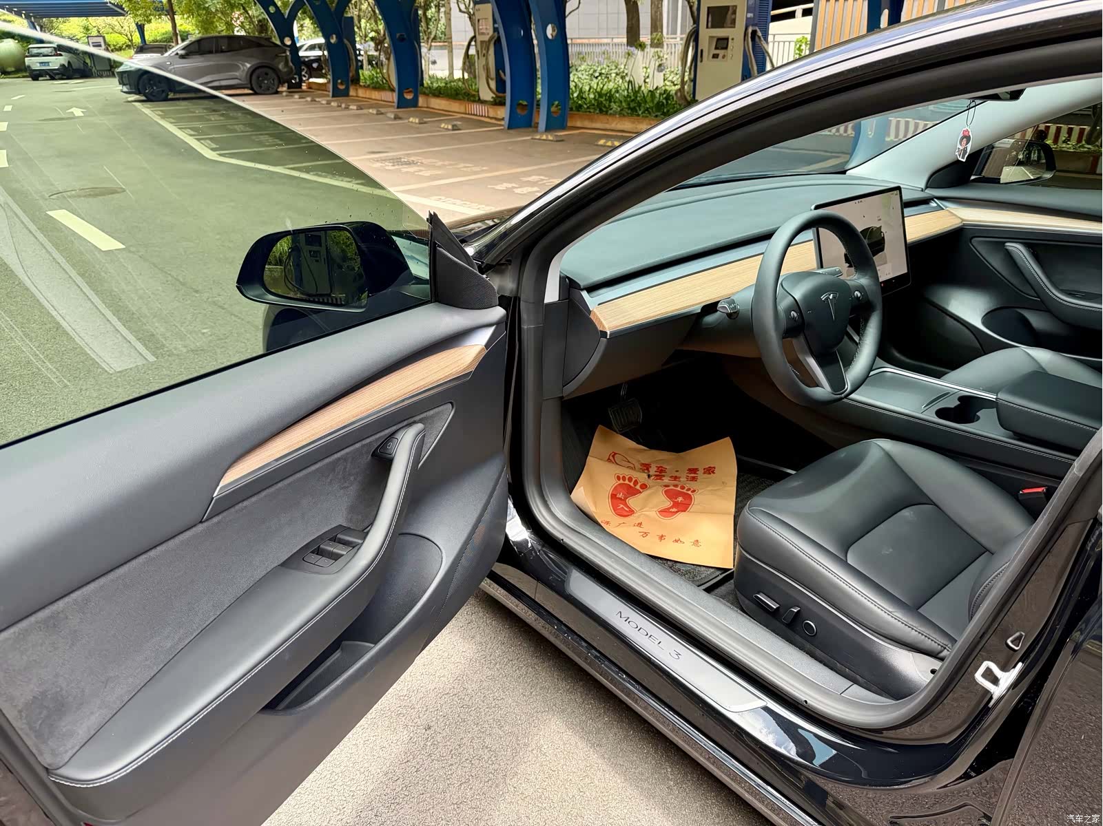 Tesla Model 3, 2023 8