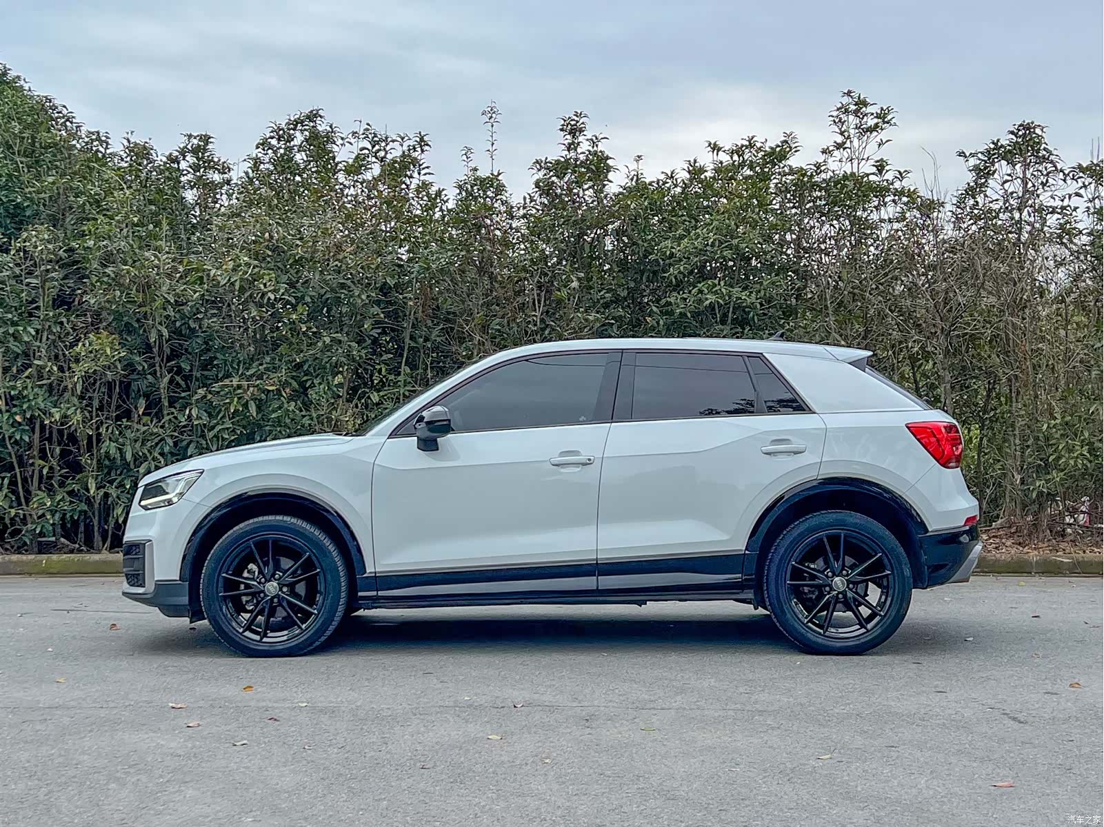 Audi Q2L, 2021 6