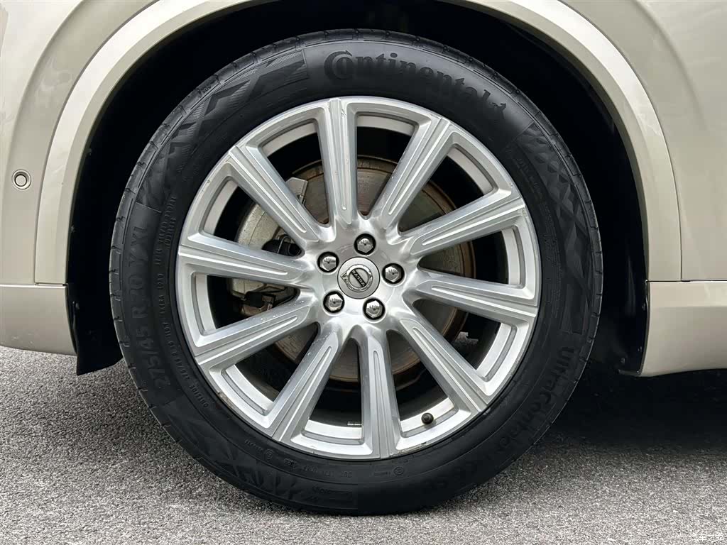 Volvo XC90, 2018 35
