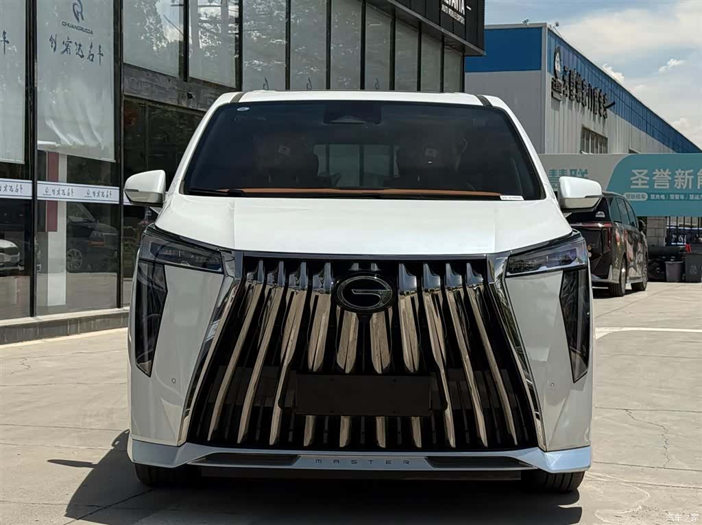 Trumpchi M8, 2026 9