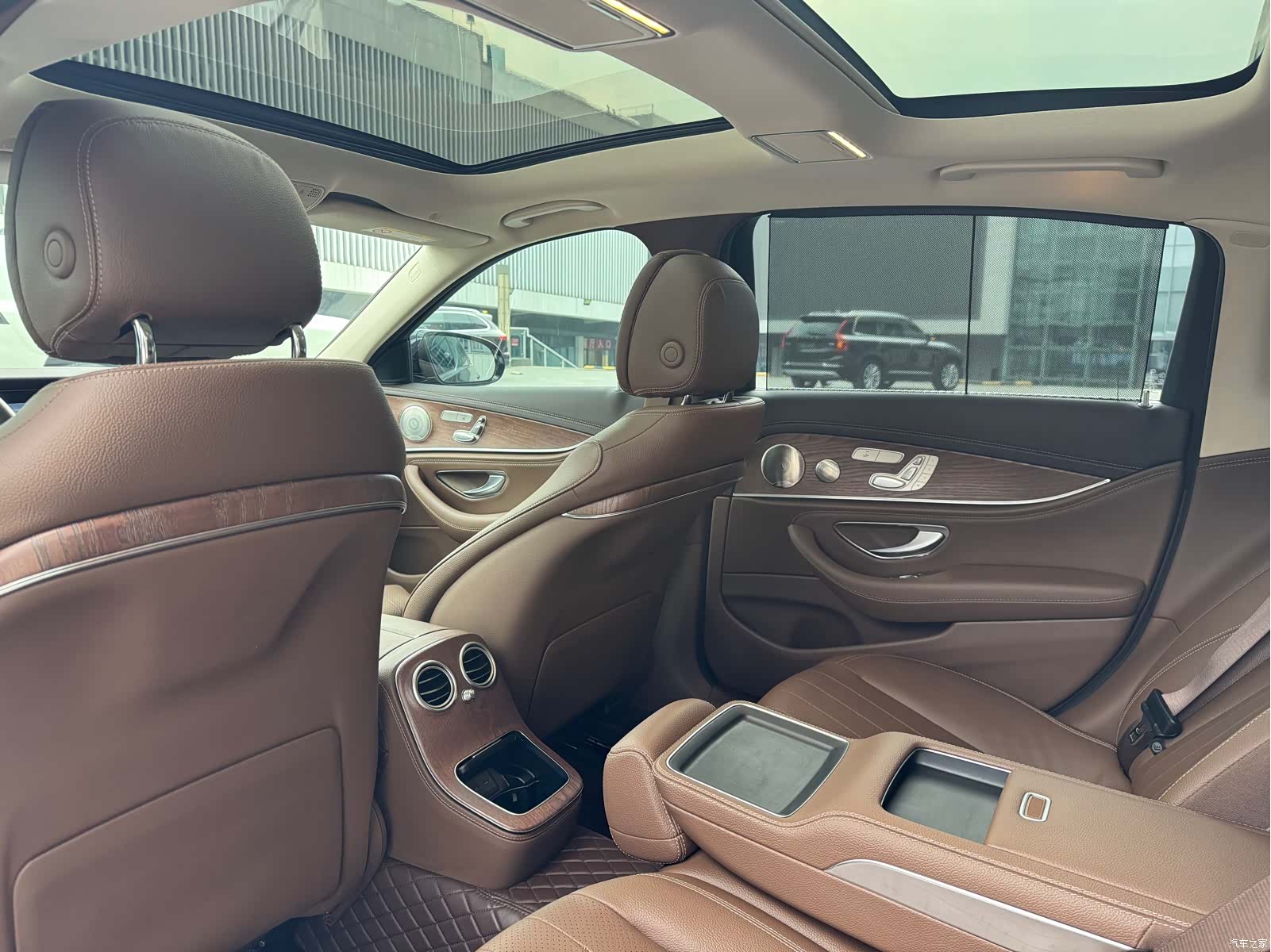 Mercedes-Benz E-Class, 2022 9