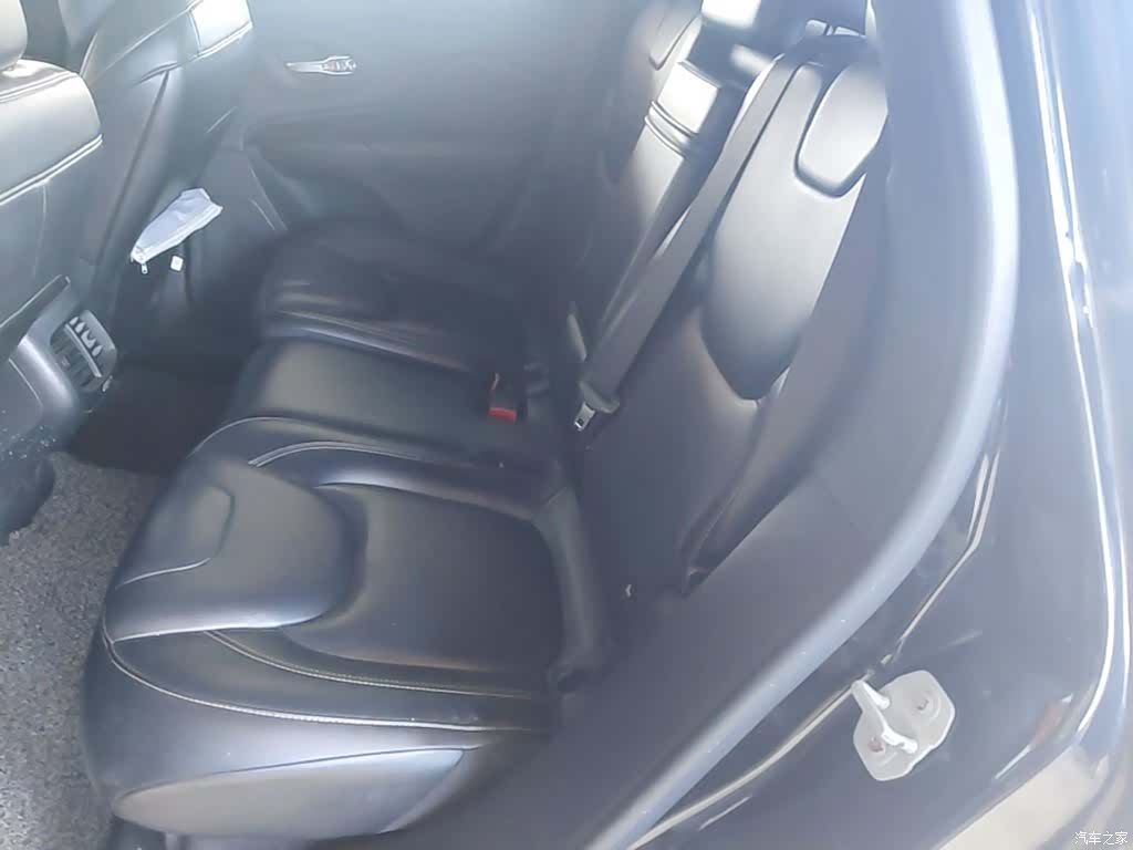 Jeep Cherokee, 2016 17