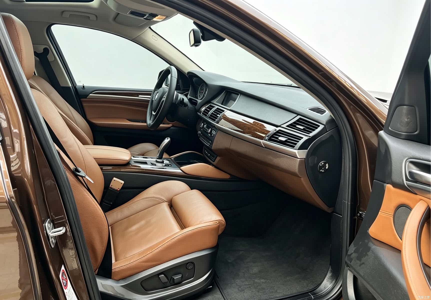BMW X6, 2012 8