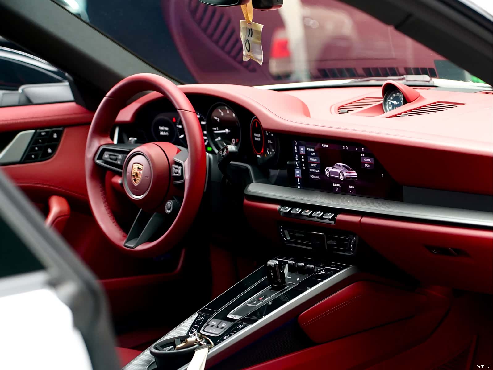 Porsche 911, 2021 13