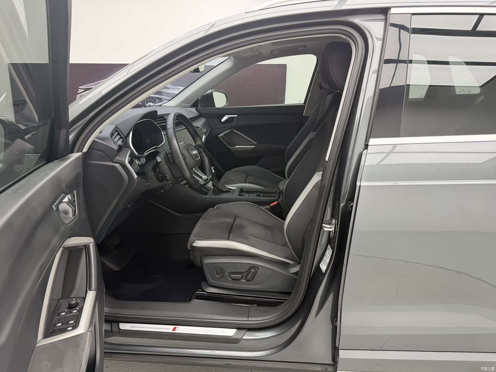 Audi Q3, 2023 7