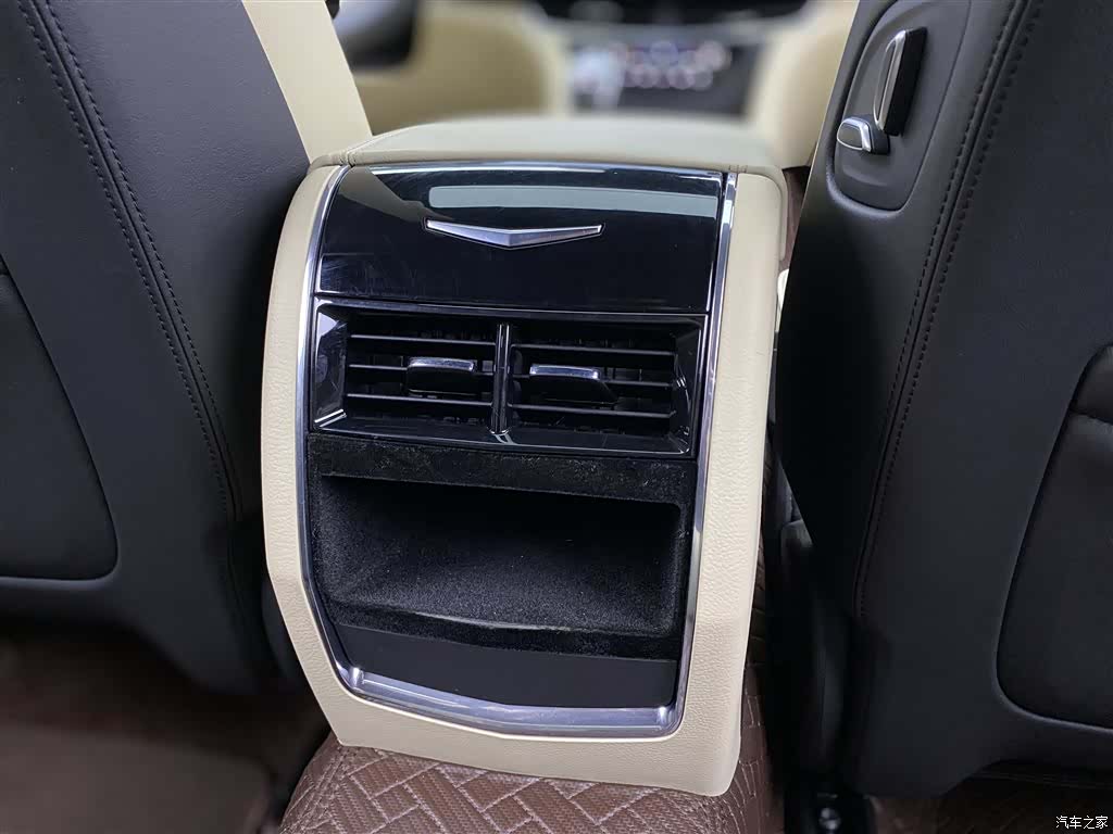 Cadillac CT6, 2020 21