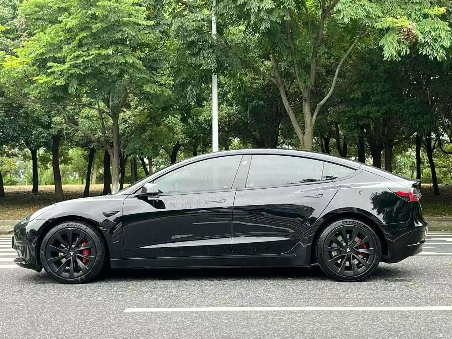 Tesla Model 3, 2021 2