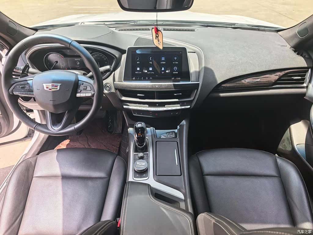 Cadillac CT5, 2022 9