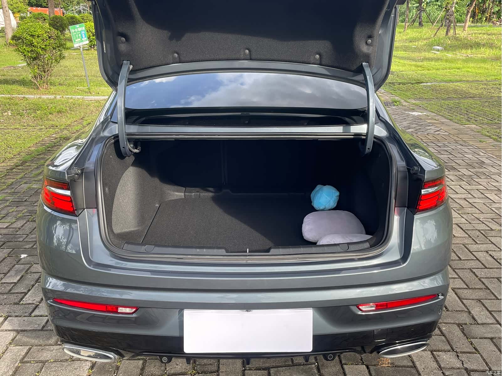 Geely Preface, 2021 19