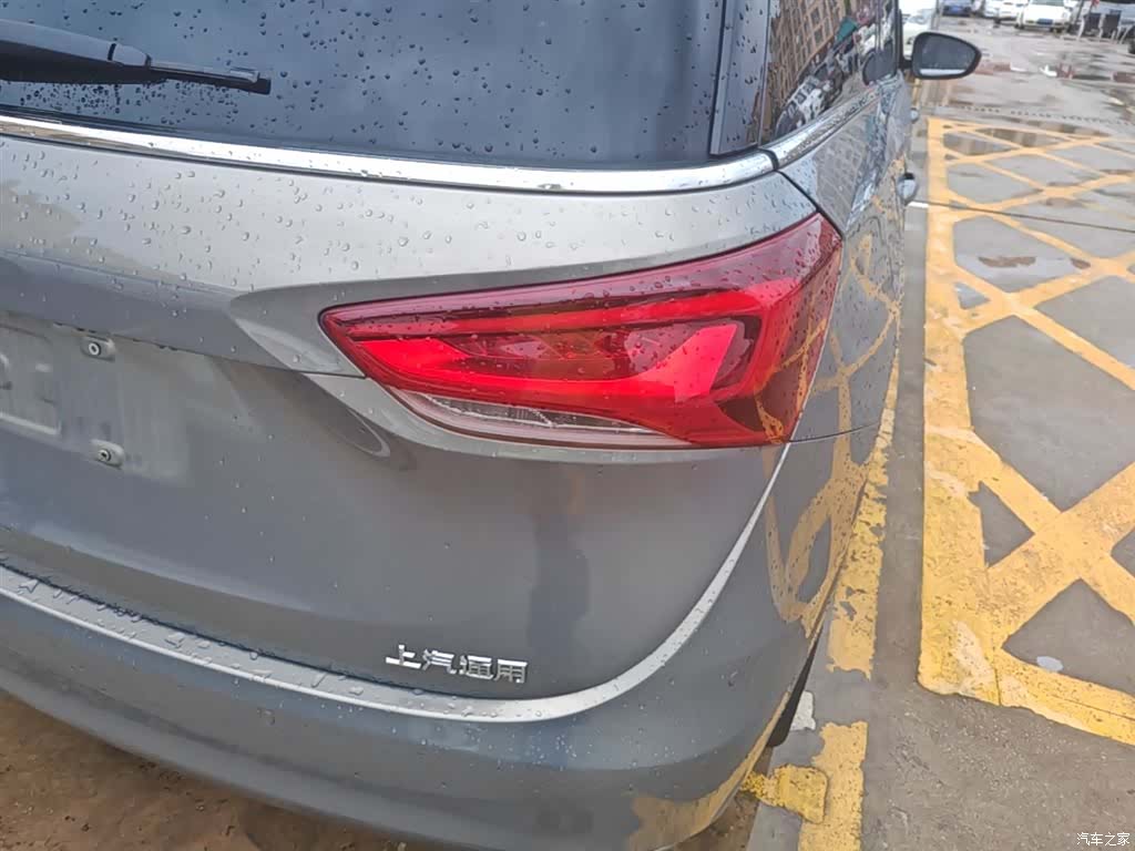 Buick GL6, 2021 8