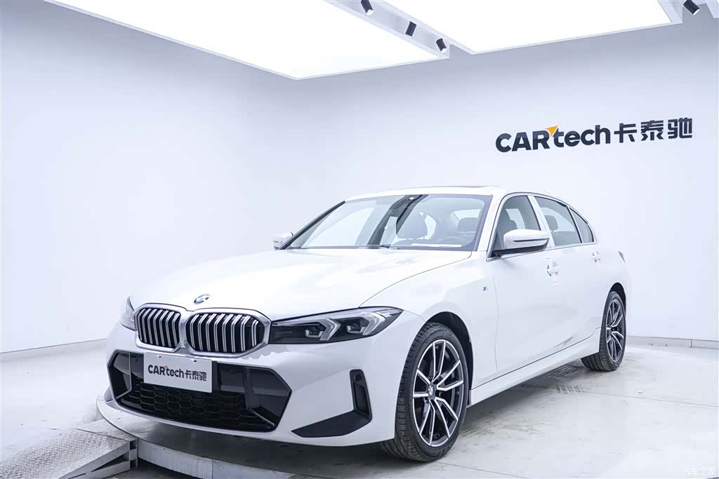 BMW 3 Series, 2023 1