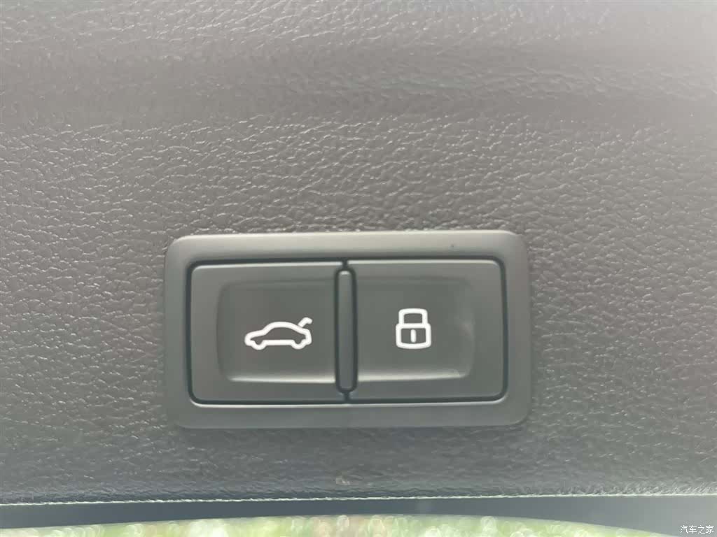 Audi Q3, 2023 16